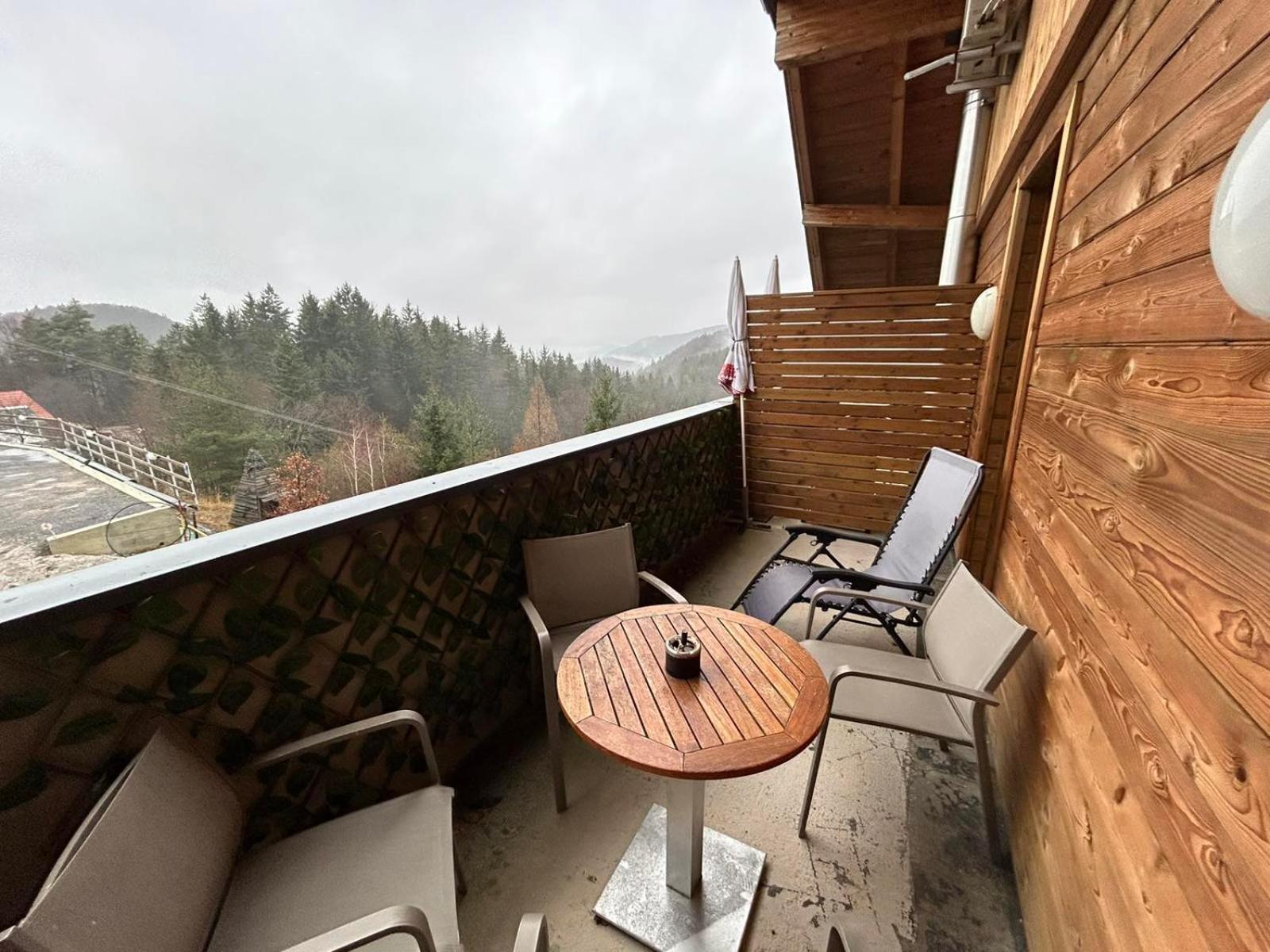 Maison d'hôtes House Jaro & Camp Jaro à Velenje Extérieur photo
